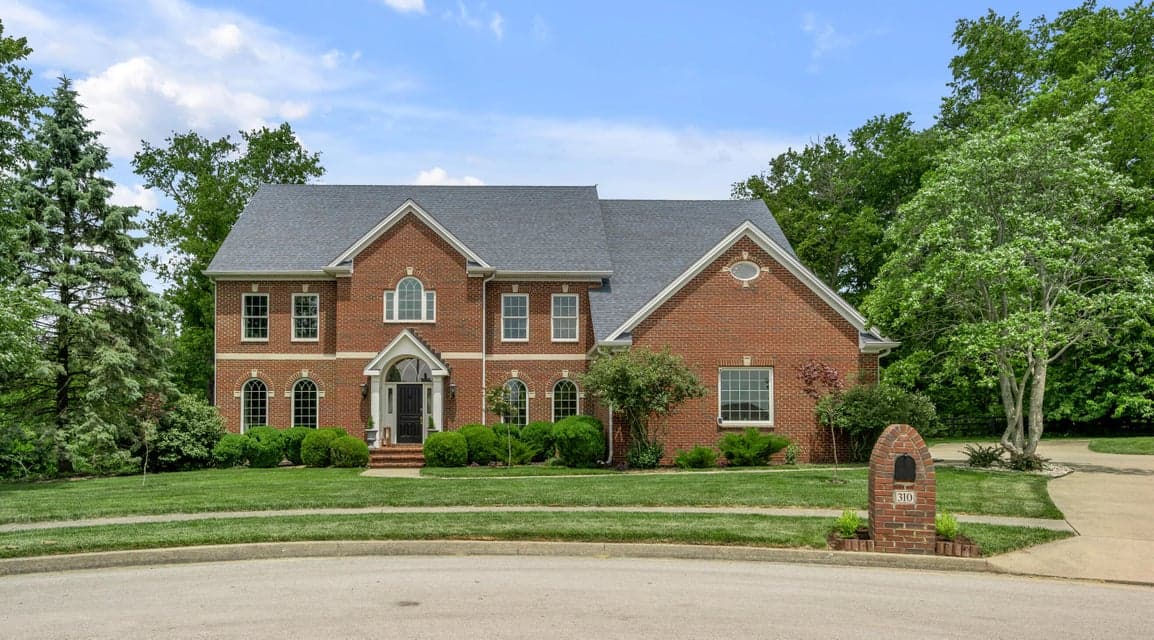 310 Ironwood Circle, Paris, KY 40361
