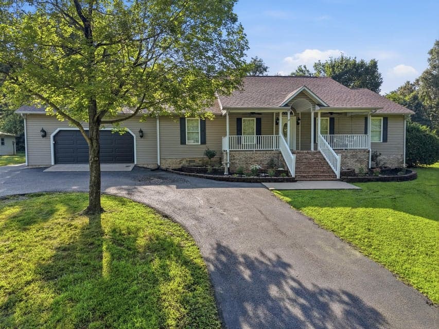 350 Holmes Drive, Paducah, KY 42003