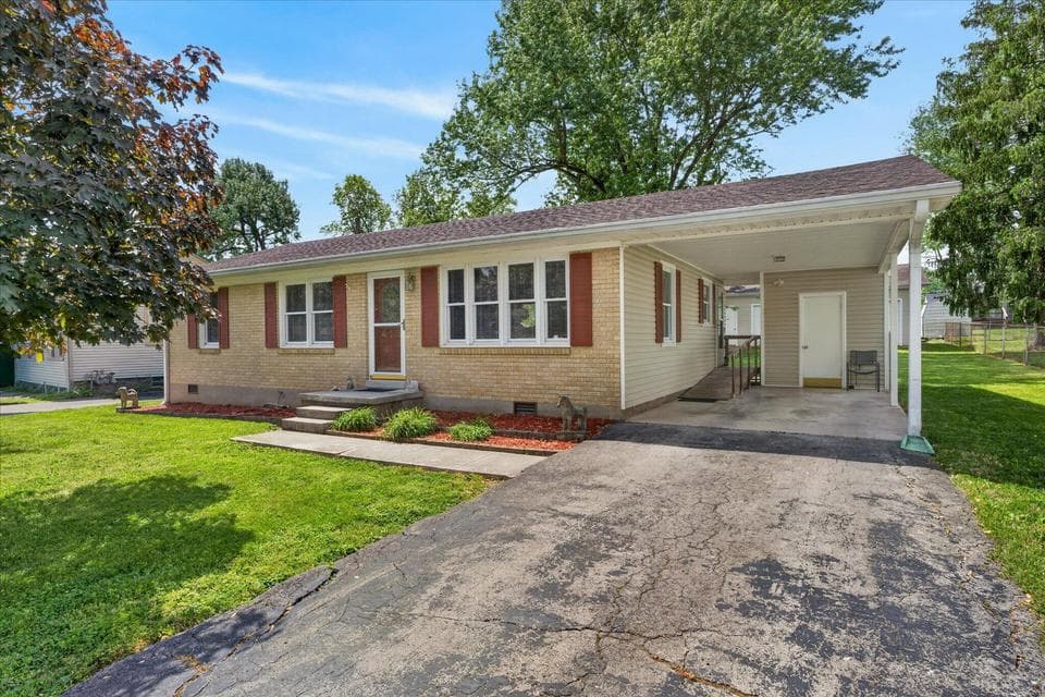 415 Elaine Drive, Hopkinsville, KY 42240