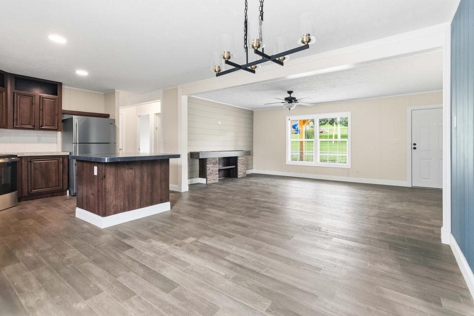 5783 Slate Lick Road, London, KY 40741