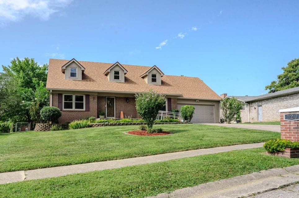 120 Lindenwood Lane, Frankfort, KY 40601