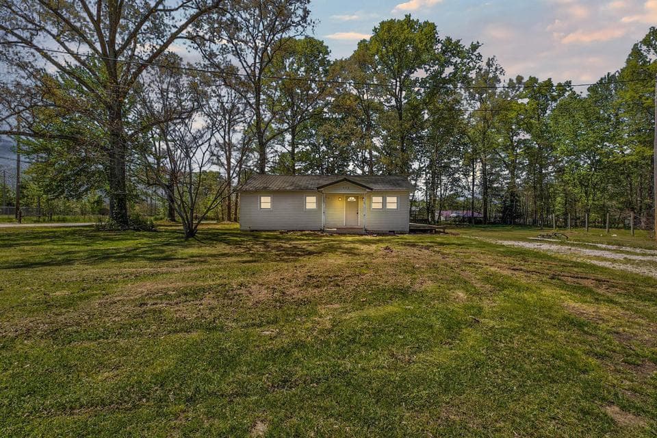 2408 State Highway 1050, Jeffersonville, KY 40337