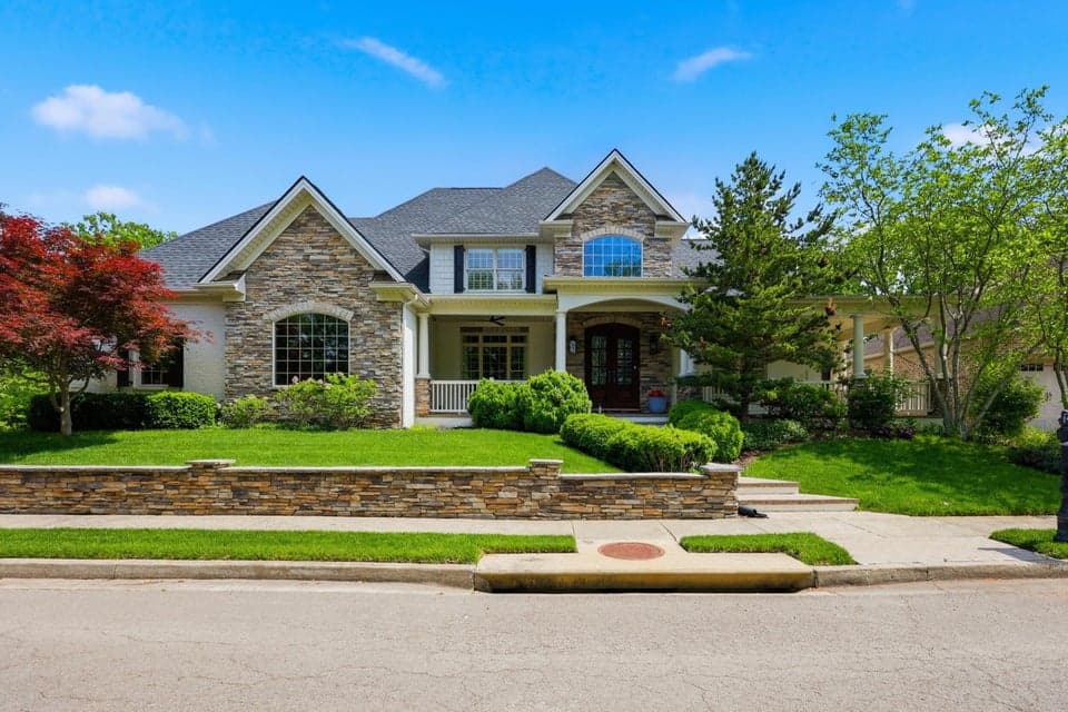 2901 Fairfax Lane, Lexington, KY 40509