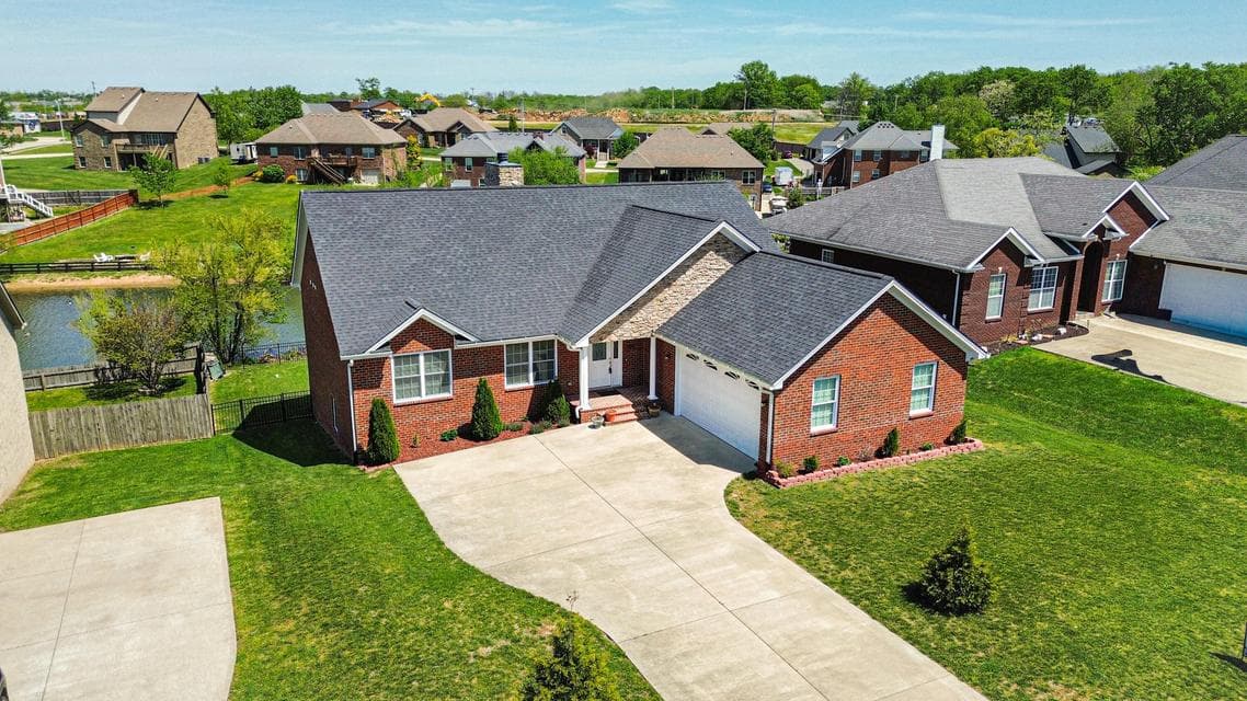 300 Squires Way, Nicholasville, KY 40356