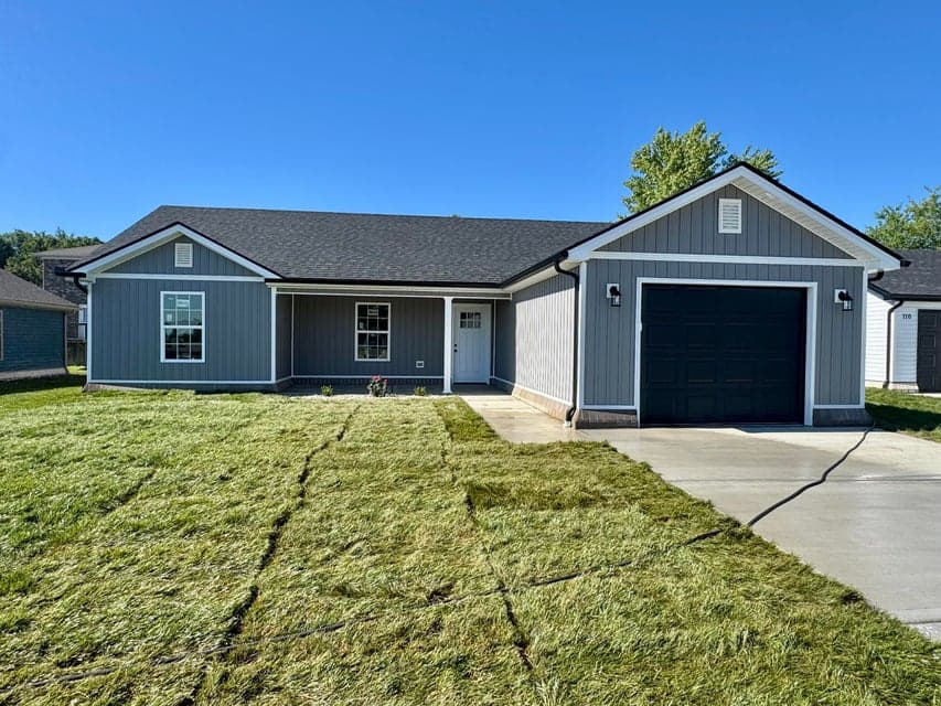 112 Bow Bridge Drive, Berea, KY 40403