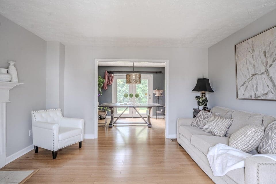 2400 English Station Drive, Lexington, KY 40514