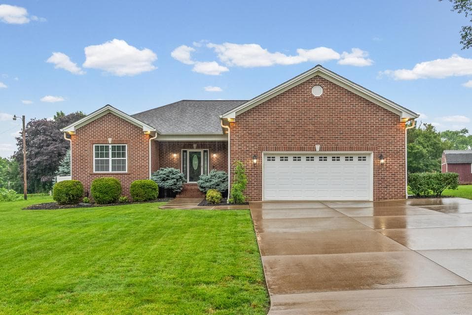 208 Andrew Drive, Hopkinsville, KY 42240