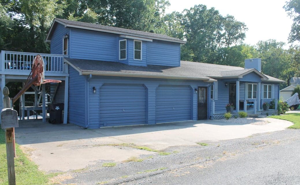 55 Maplehurst Lane, Murray, KY 42071