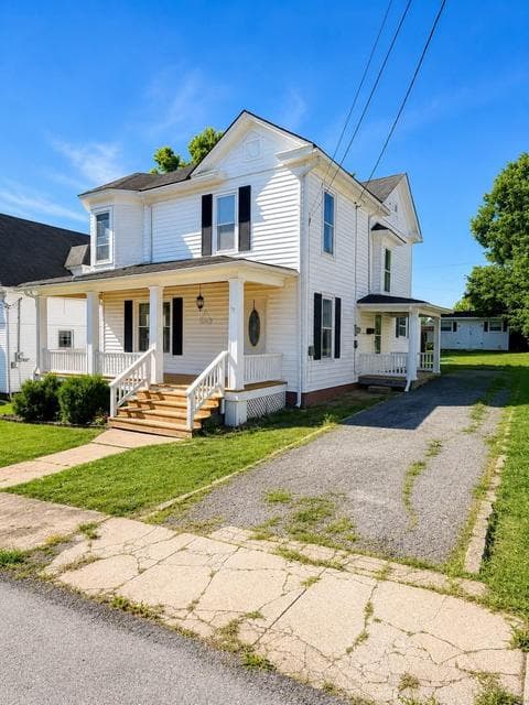 127 Mills Avenue, Flemingsburg, KY 41041
