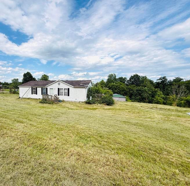 729 Oakland Lane, Harrodsburg, KY 40330