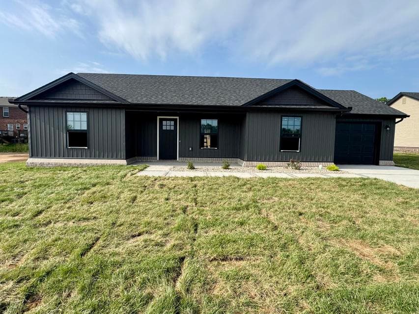 118 Bow Bridge Drive, Berea, KY 40403