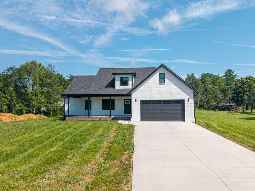 118 Runway Boulevard, Somerset, KY 42503