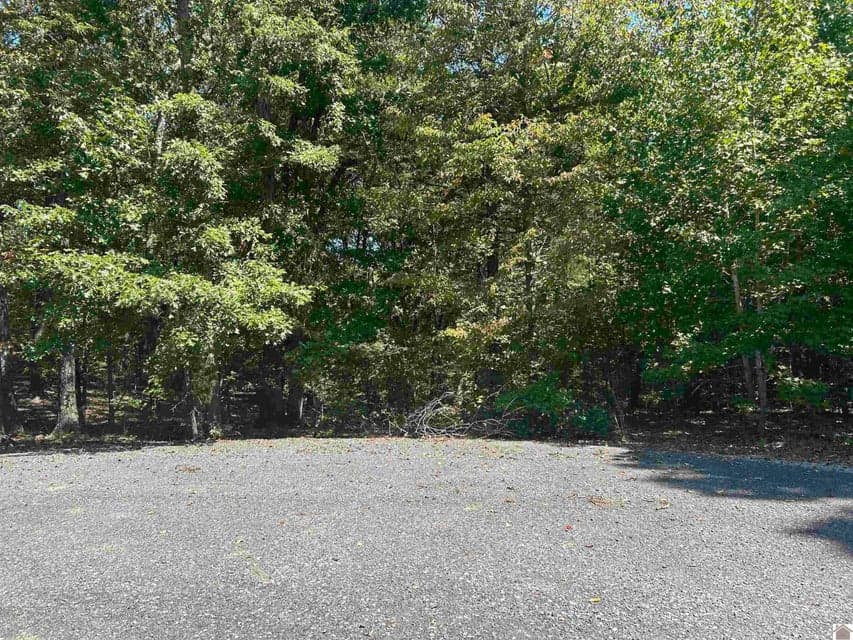 139 Centerview Road, Murray, KY 42071
