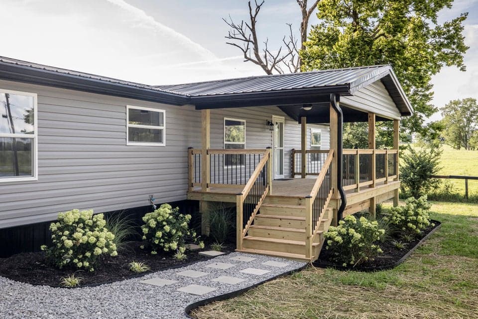 809 Hill Road, Paris, KY 40361