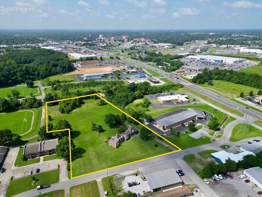 1025 Southwood Drive, Murray, KY 42071