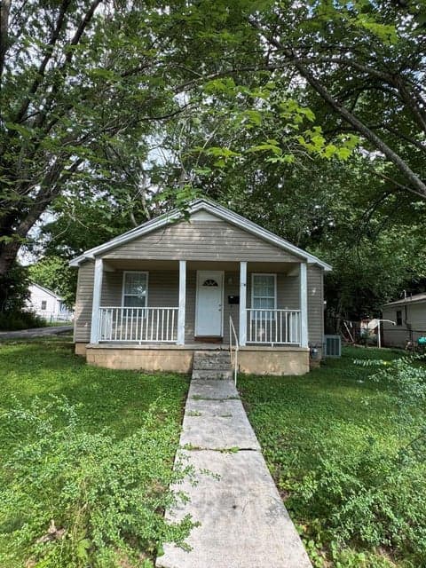118 N Fowler Avenue, Hopkinsville, KY 42240