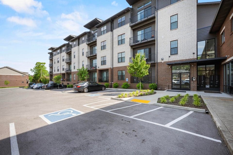 231 Walton Avenue 302, Lexington, KY 40502