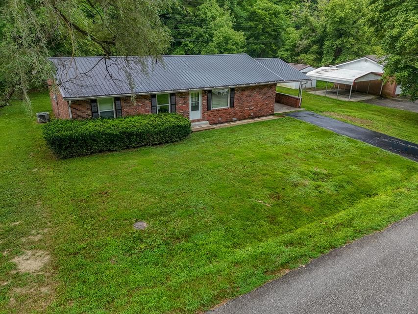 270 Pleasant, Morehead, KY 40351