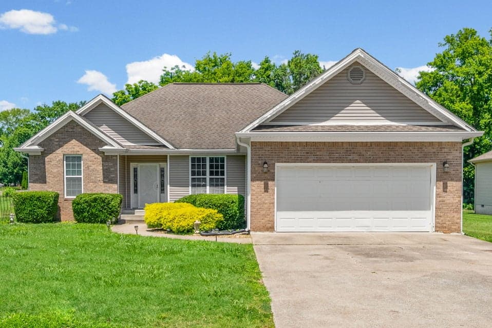394 Irish Circle, Hopkinsville, KY 42240