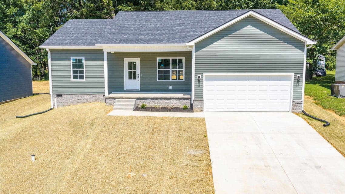 320 Pine Hill Drive, Hopkinsville, KY 42240