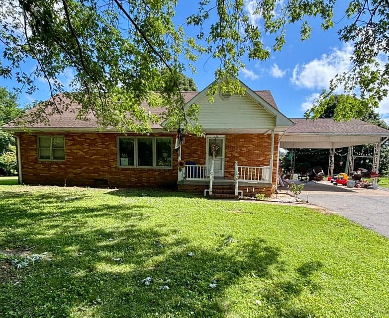 730 Shelby Road, Salem, KY 42078