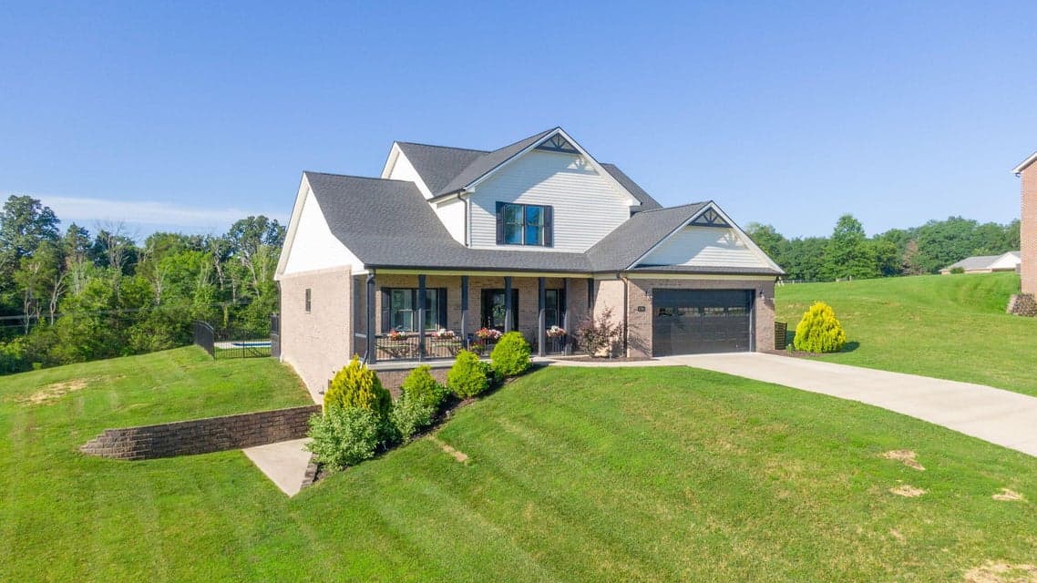 126 Braemar Drive, Richmond, KY 40475