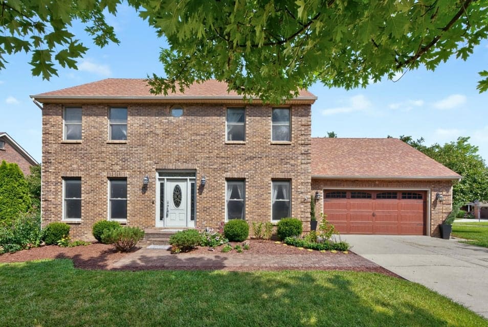 717 Maple Ridge Lane, Lexington, KY 40509