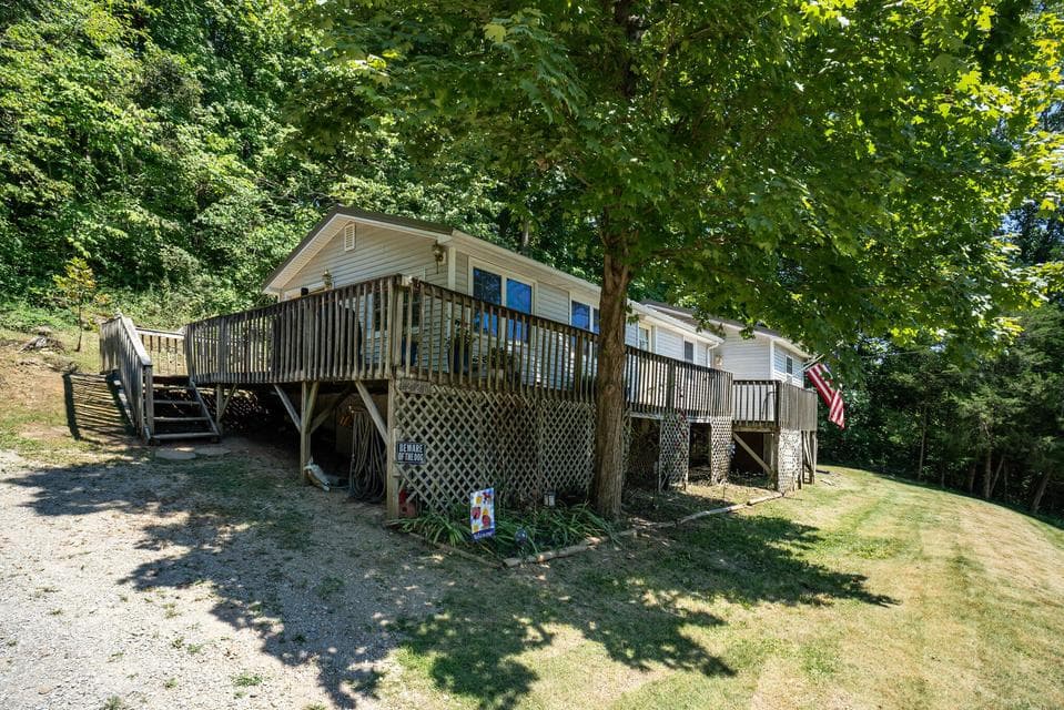 226 Melody Drive, New Haven, KY 40051