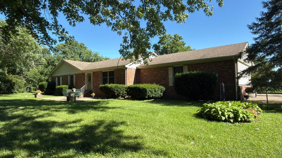 297 White Station Road, Berea, KY 40403