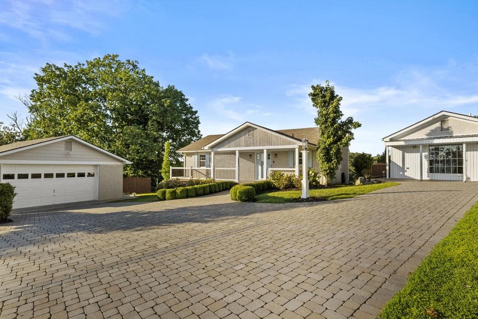 549 Ashley Camp Road, Harrodsburg, KY 40330
