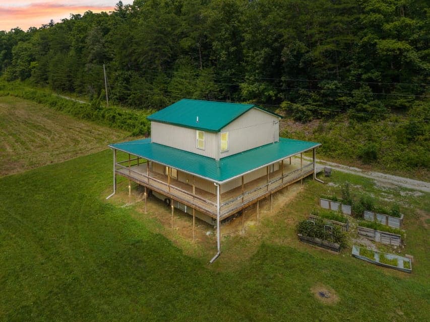 5185 Kentucky 708, Beattyville, KY 41311