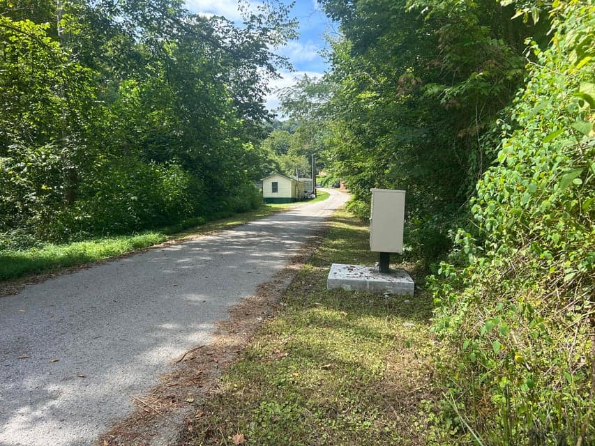202 Billy G Hollow, Wallins, KY 40873