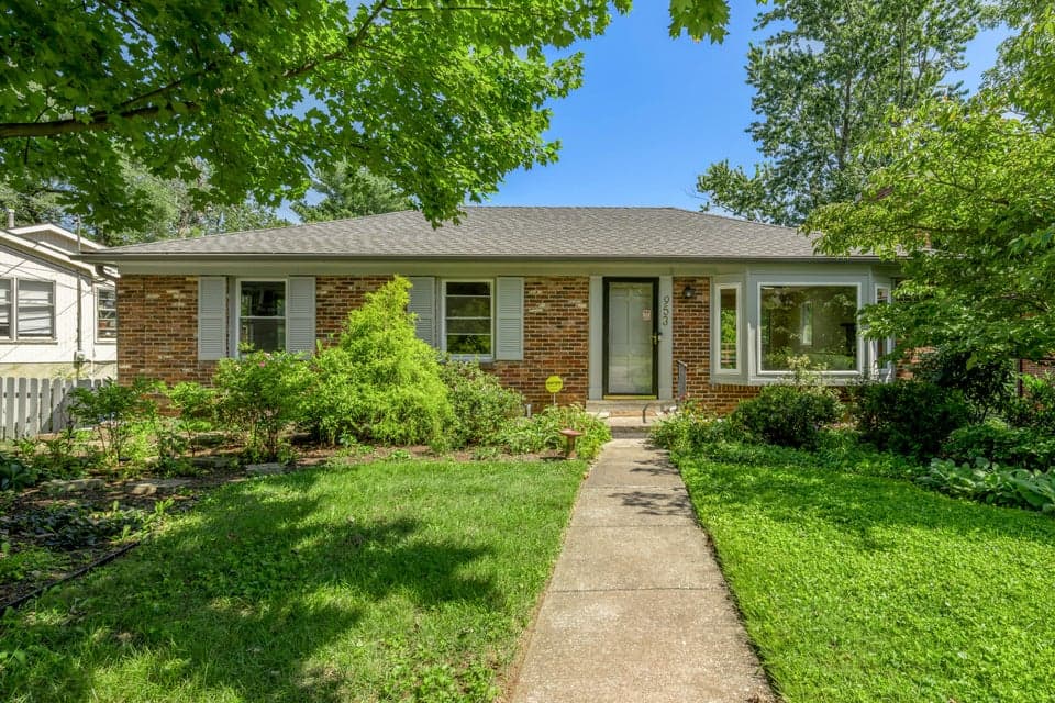 953 Holly Springs Drive, Lexington, KY 40504