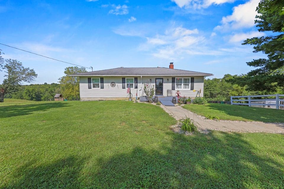 69 French Lane, Mount Olivet, KY 41064