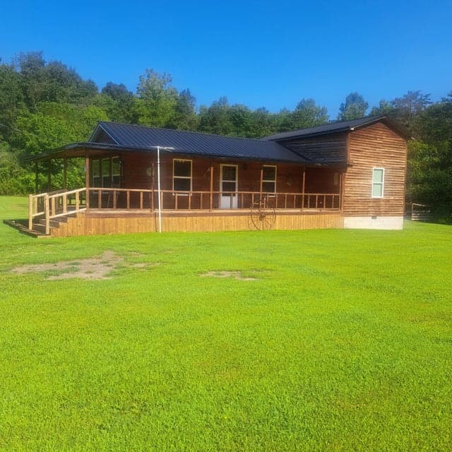 338 Midnight Stable Rd Road, Manchester, KY 40962
