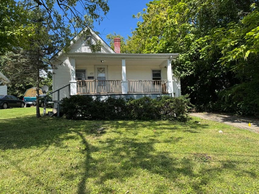122 N Magnolia Street, Harrodsburg, KY 40330