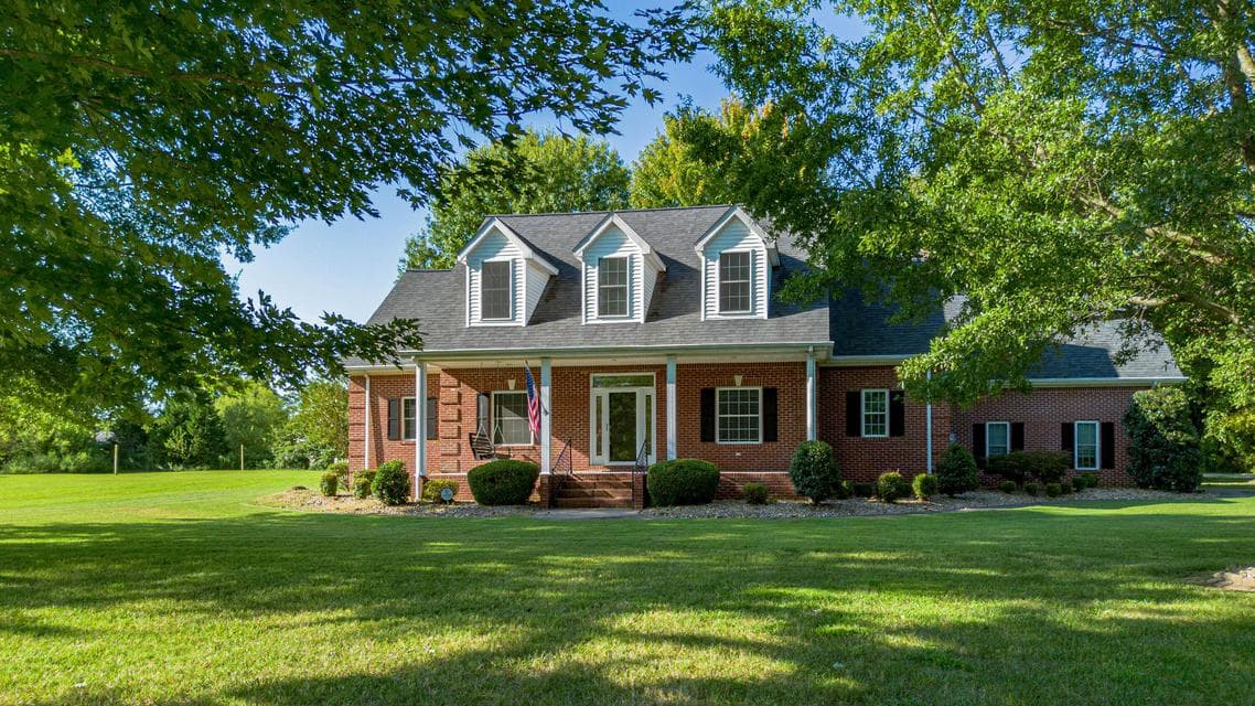100 Fair Chase Drive, Paducah, KY 42001
