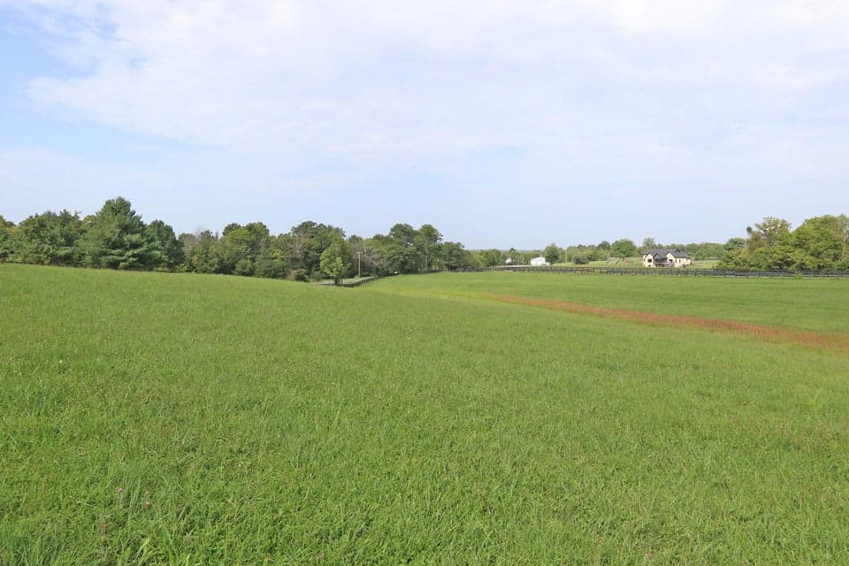 1107 Equestrian Lakes Lane, Finchville, KY 40022