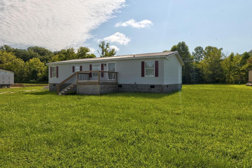 92 Delmar Lane, Stanton, KY 40380