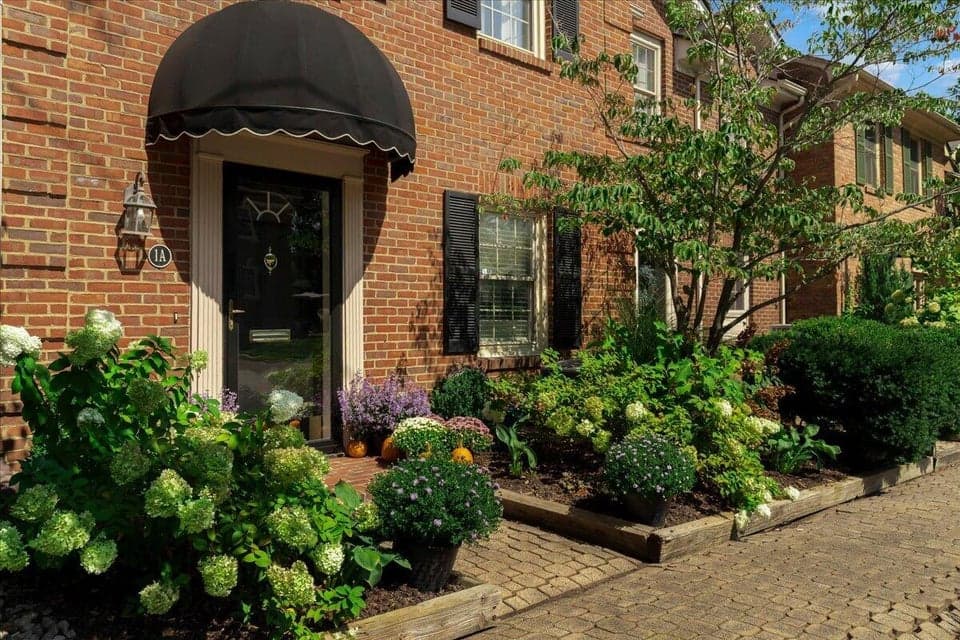 1 Mentelle Park A, Lexington, KY 40502