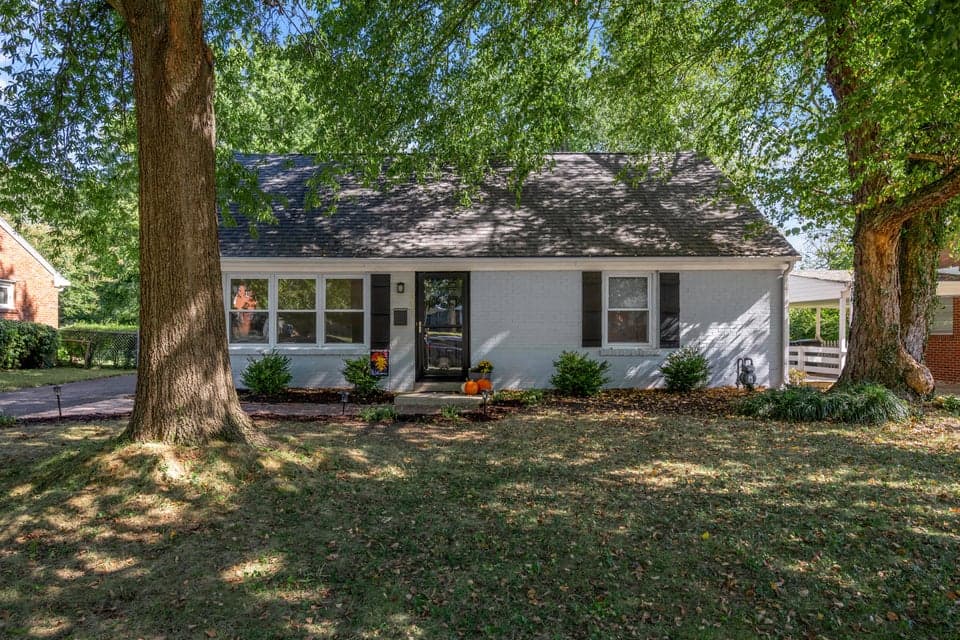 1653 Lindy Lane, Lexington, KY 40505
