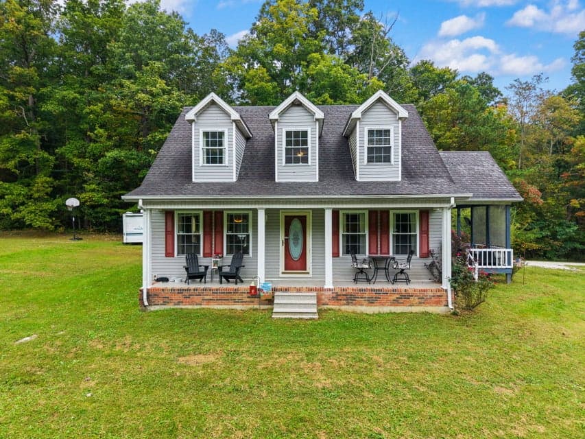108 Berryman Road, Frenchburg, KY 40322