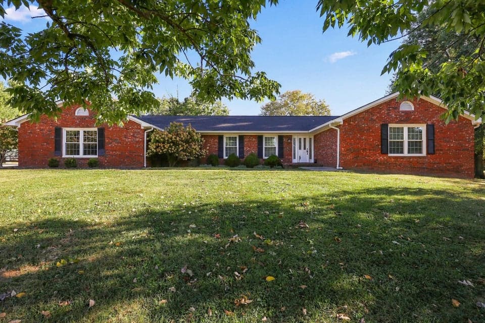 2828 Dan Patch Drive, Lexington, KY 40511