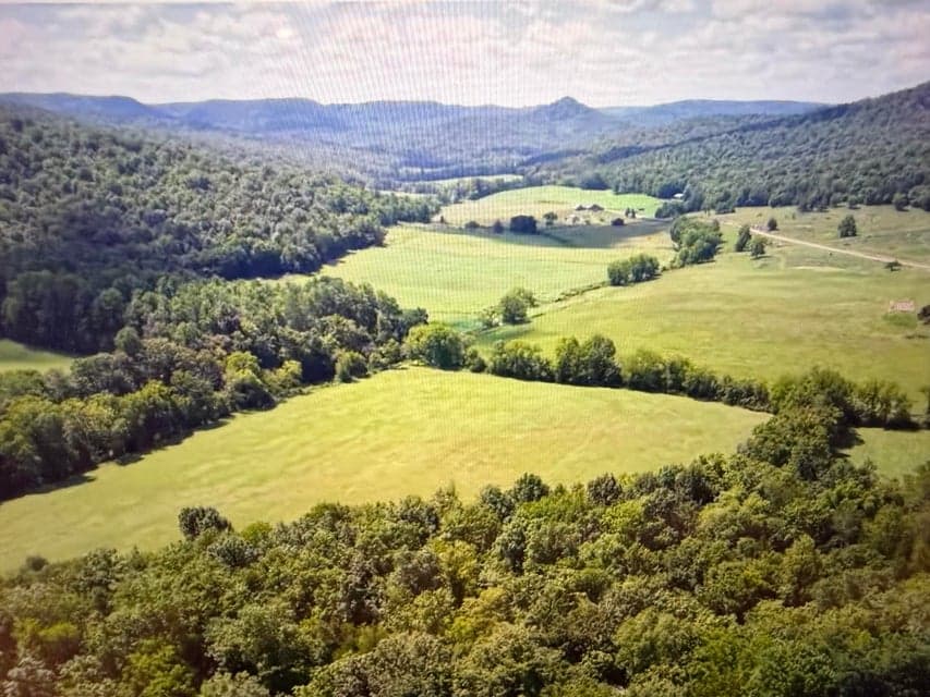 900 Parmleysville Road, Monticello, KY 42633